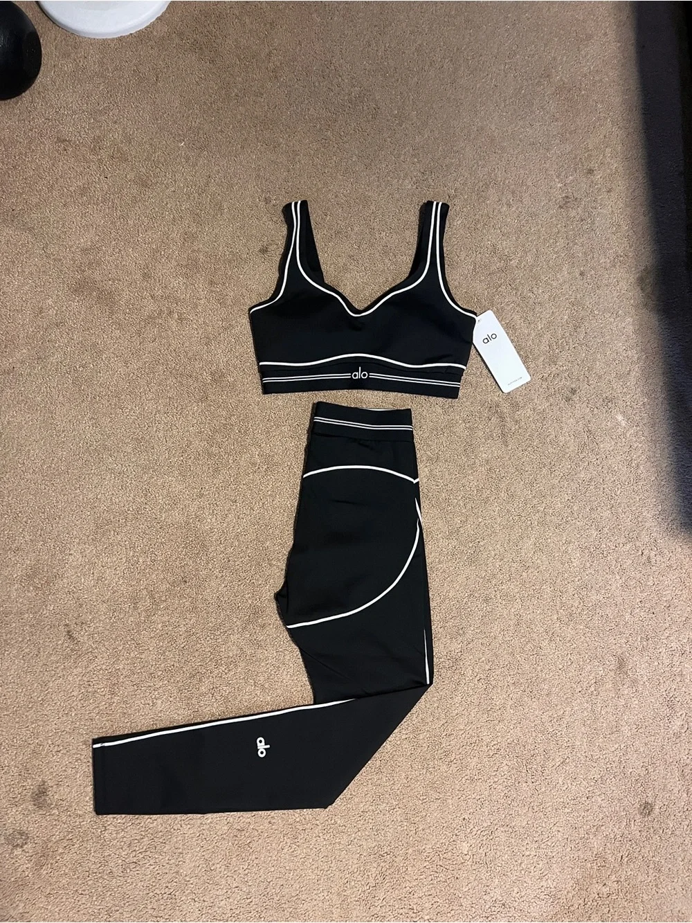 ALO Yoga Black Legging & Sports Bra Set with White Piping